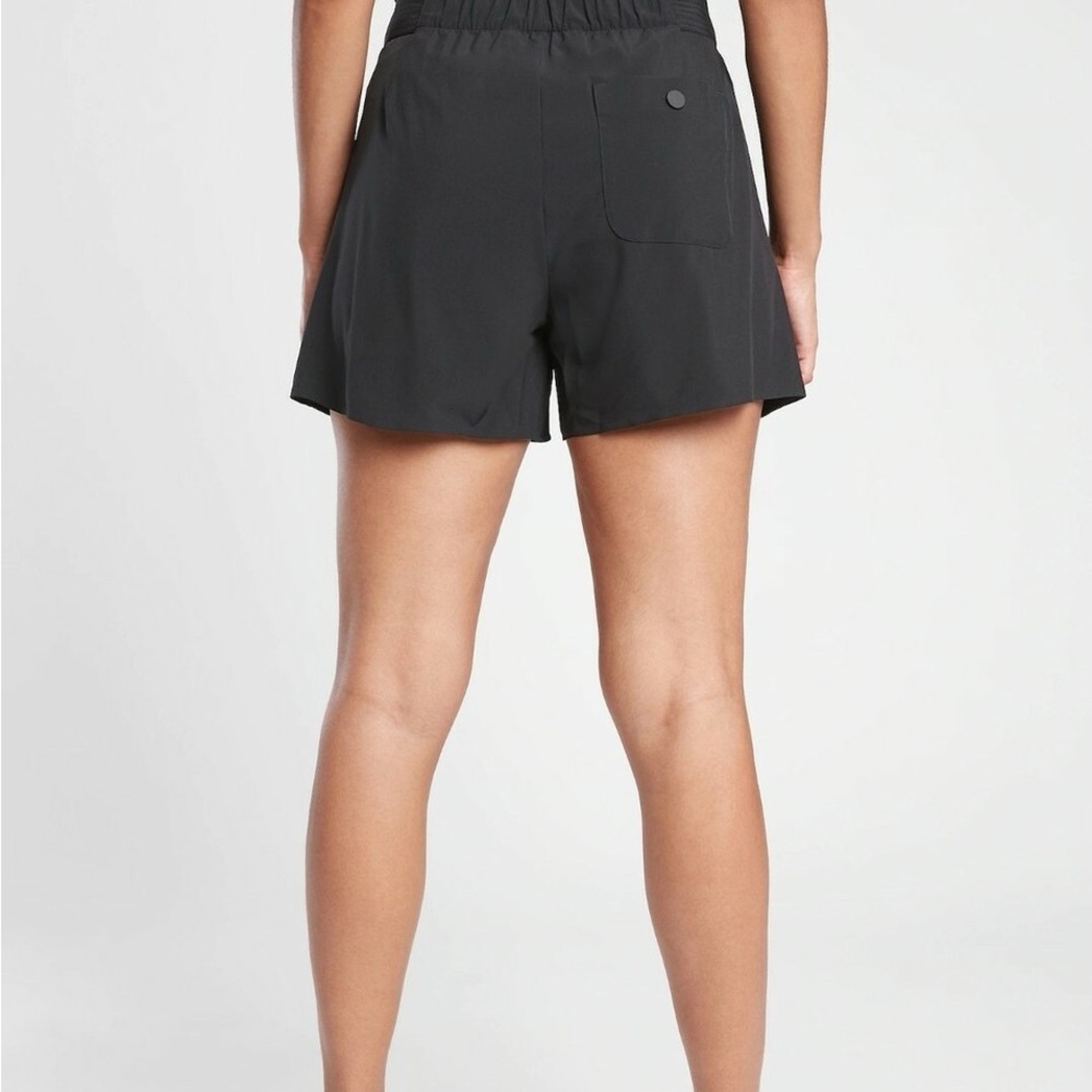 Athleta Women’s Skyline Short II Black Size 18 - Picture 2 of 5